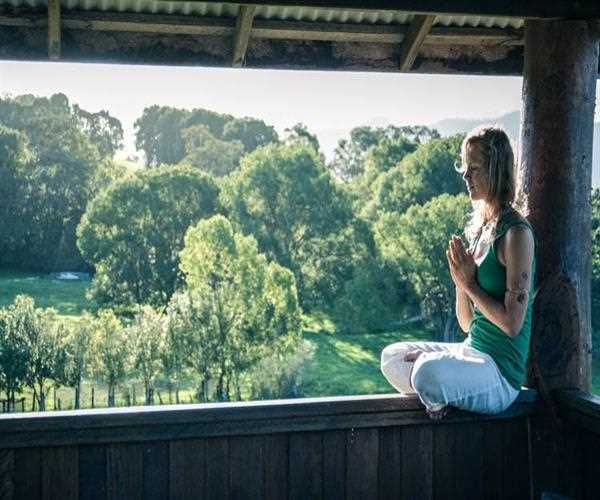 7 Crucial factors before becoming a yoga teacher to consider