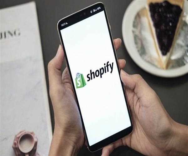 How is Shopify transforming the e-commerce industry?