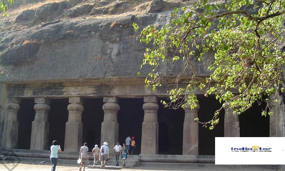 Which is the best way to reach Elephanta Caves in Mumbai?